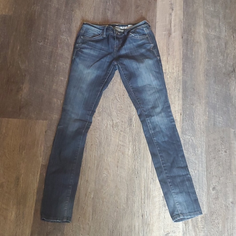 Skinny jeans